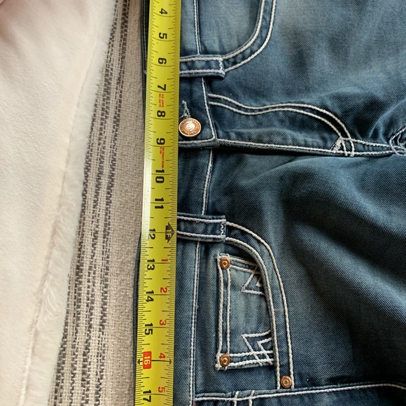 True Religion Women’s Skinny Jeans - Picture 5 of 6